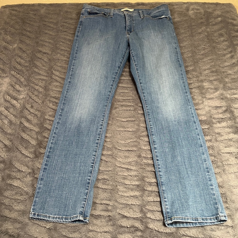 Levis 314 Shaping Straight Leg Jeans Womens 32 Medium Wash Blue Denim AN247